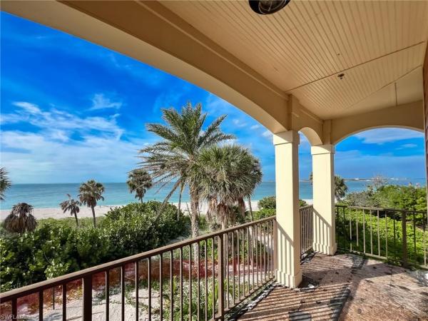 Punta Robalo, 161 & 150 Nighthawk Dr, Upper Captiva, Florida 33924, image 1