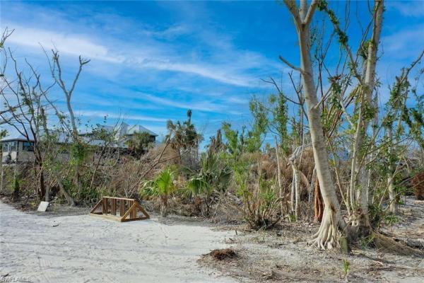 Gulf Pines, Gulfpines DR, SANIBEL FL 33957, Sanibel, Florida 33957, image 1
