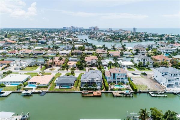 Conners At Vanderbilt Beach, 287 Egret Ave, Naples, Florida 34108, image 1