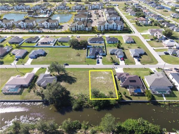 Cape Coral, 211 14th Ave, Cape Coral, Florida 33991, image 1