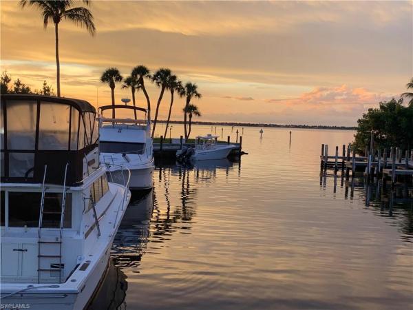 Harbor Place, 14813 Laguna Dr #102, Fort Myers, Florida 33908, image 1