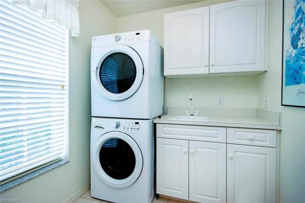 Sea Oats, 575 Hideaway Ct, Sanibel, Florida 33957, image 1