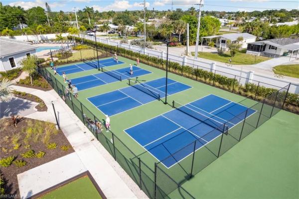 Enbrook, 1208 Enbrook Loop, Naples, Florida 34114, image 2