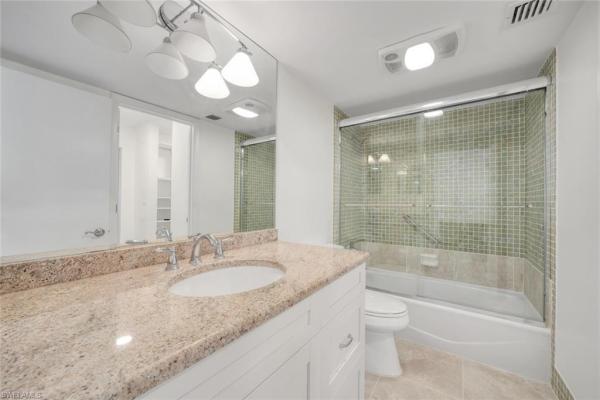 Kings Crown, 2721 Gulf Dr #308, Sanibel, Florida 33957, image 3