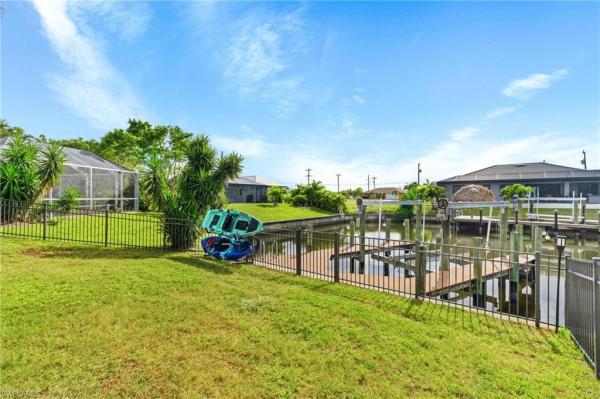 Cape Coral Residential, 2108 38th Ter, Cape Coral, Florida 33914, image 3