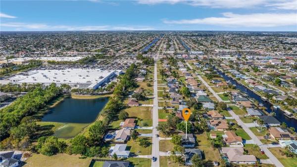 Cape Coral Residential, 1817 Coral Point Dr, Cape Coral, Florida 33990, image 3