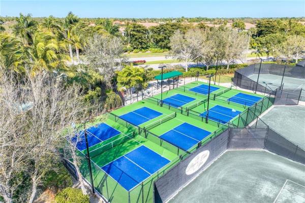 Masters Reserve, 6793 Bent Grass Dr, Naples, Florida 34113, image 1