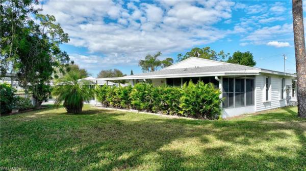 Pinewood, 3 Desert Candle Cir, Lehigh Acres, Florida 33936, image 2