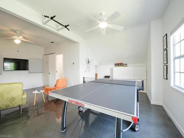 Aqualane Shores, 2143 Marina Dr, Naples, Florida 34102, image 2