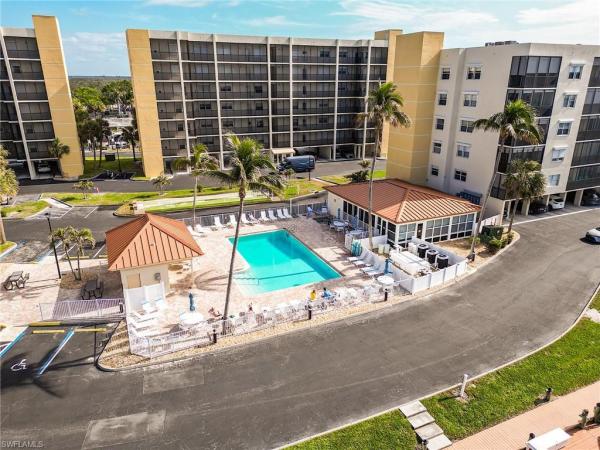 Hibiscus Pointe At Bay Beach, 4431 Bay Beach Ln #532, Fort Myers Beach, Florida 33931, image 1