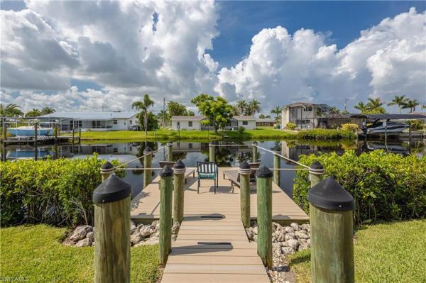 1720 Cascade Way, North Fort Myers, Florida 33917, image 1