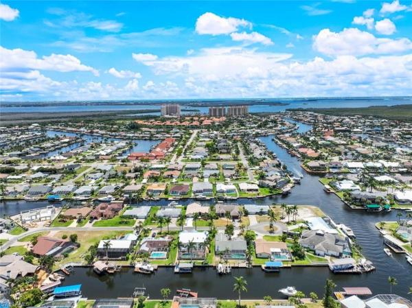 Cape Coral, 1221 54th St, Cape Coral, Florida 33914, image 1