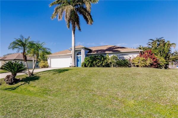 Cape Coral Residential, 2111 12th Ter, Cape Coral, Florida 33991, image 1
