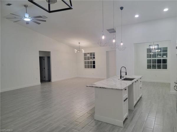 1107 Hibiscus Ave, Lehigh Acres, Florida 33972, image 1