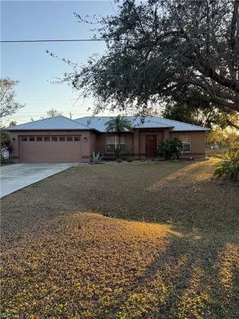 Mirror Lakes, 138 Zobora Cir, Fort Myers, Florida 33913, image 3