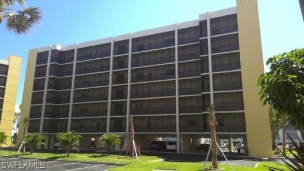 Hibiscus Pointe At Bay Beach, 4431 Bay Beach Ln #543, Fort Myers Beach, Florida 33931, image 1