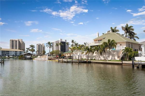 Conners At Vanderbilt Beach, 140 Heron Ave, Naples, Florida 34108, image 1