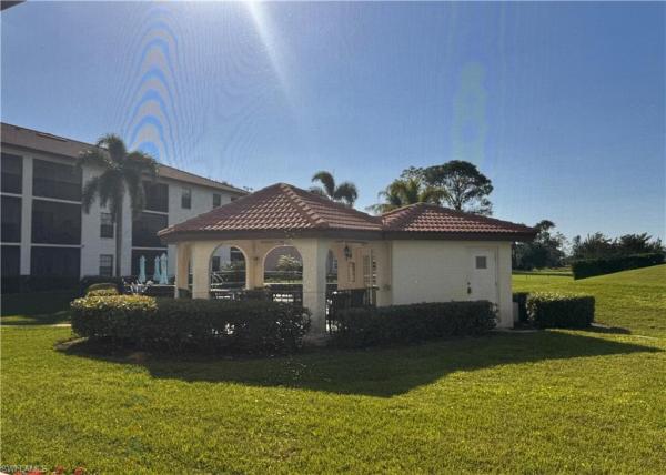 Eaglewood, 605 Augusta Blvd #605-4, Naples, Florida 34113, image 2