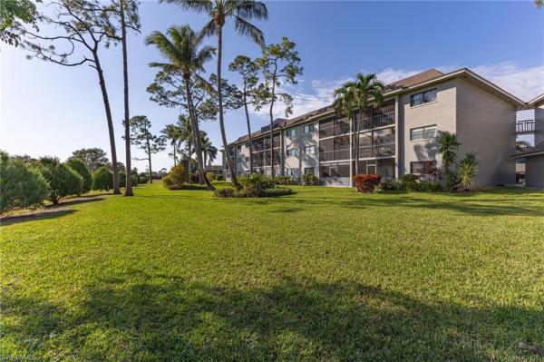 Augusta Court, 5725 Gage Ln #E102, Naples, Florida 34113, image 3