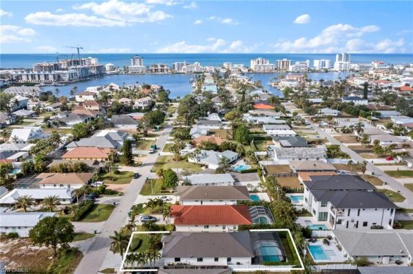 Naples Park, 561 N 94th Ave, Naples, Florida 34108, image 2