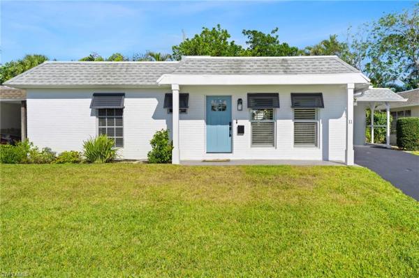 Royal Park Villas, 11 Knights Bridge Rd #A31, Naples, Florida 34112, image 2
