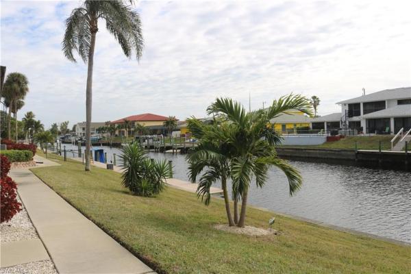 3935 Country Club Blvd #11, Cape Coral, Florida 33904, image 1