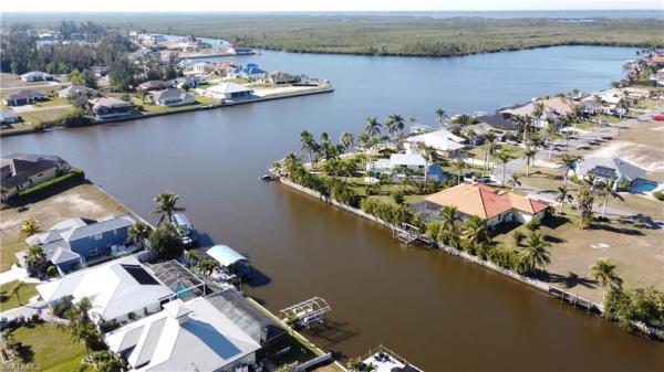 Cape Coral, 2714 42nd Pl, Cape Coral, Florida 33993, image 1