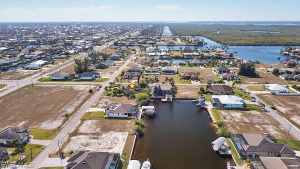 Cape Coral Residential, 4019 12th St, Cape Coral, Florida 33993, image 2