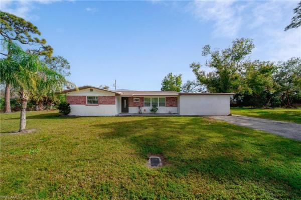 Fort Myers No HOA, 3574 Seminole Ave, Fort Myers, Florida 33916, image 1