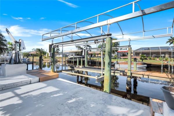 Cape Coral Residential, 2215 15th St, Cape Coral, Florida 33990, image 3