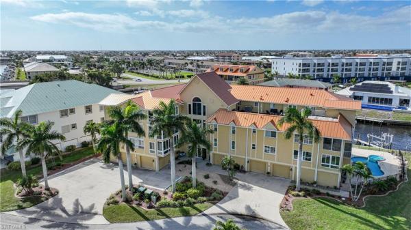 115 Breakers Ct #111, Punta Gorda, Florida 33950, image 1