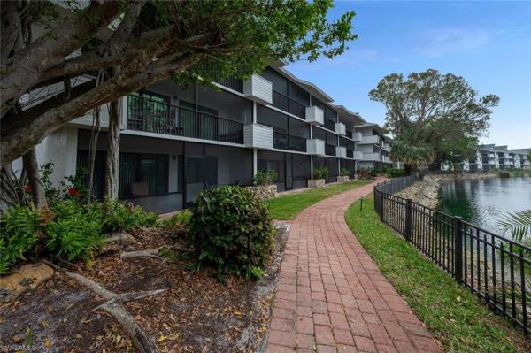 Park Shore Resort, 600 Neapolitan Way #248, Naples, Florida 34103, image 2