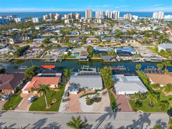 Fairview Isles, 16 Palmview Blvd, Fort Myers Beach, Florida 33931, image 3