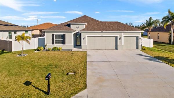 Cape Coral, 305 25th Pl, Cape Coral, Florida 33991, image 1