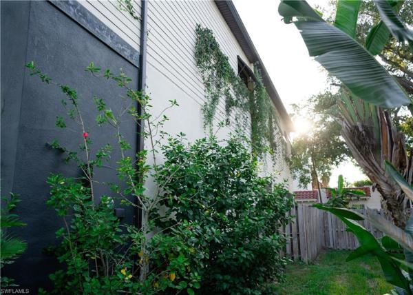 Poinciana Park, 1561 Lynwood Ave, Fort Myers, Florida 33901, image 1