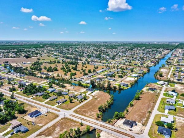 4140 19th Pl, Cape Coral, Florida 33909, image 1
