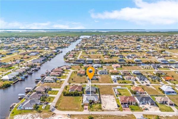 Cape Coral Residential, 1004 33rd Ave, Cape Coral, Florida 33993, image 2