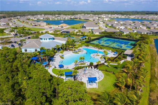 Entrada, 3474 Acapulco Cir, Cape Coral, Florida 33909, image 2