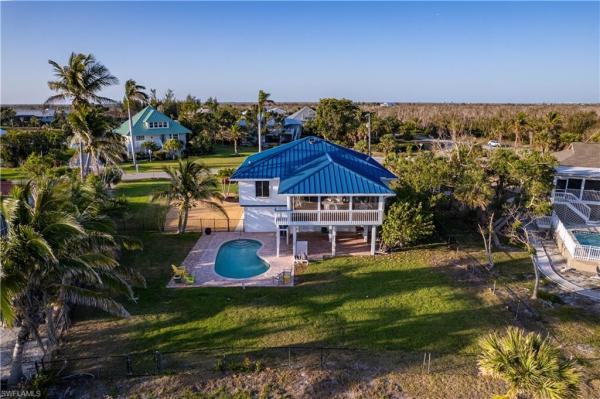 Murex Lakes, 3131 Twin Lakes Ln, Sanibel, Florida 33957, image 1