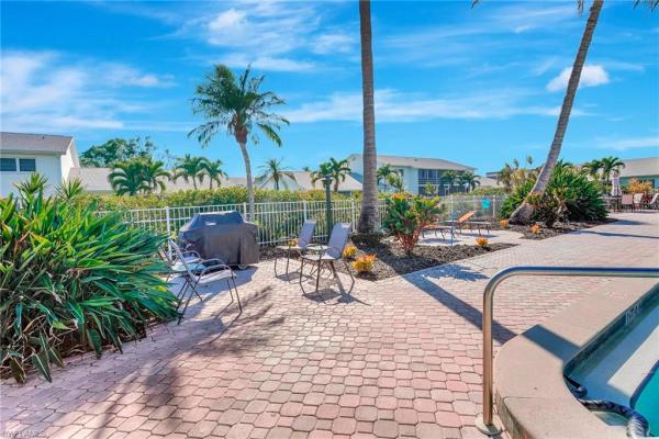 Cypress Lakes Manor North, 1500 Memoli Ln #B5, Fort Myers, Florida 33919, image 2
