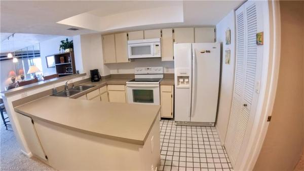 North Shore Place, 3350 Key Dr #513, North Fort Myers, Florida 33903, image 1