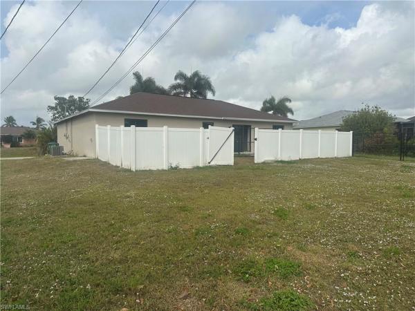 Cape Coral Residential, 903 5th Pl, Cape Coral, Florida 33990, image 1