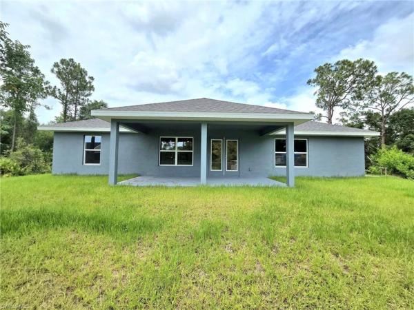 3102 2nd St, Lehigh Acres, Florida 33936, image 1