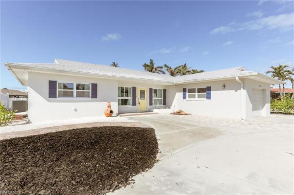 Laguna Shores, 121 Estrellita Dr, Fort Myers Beach, Florida 33931, image 1