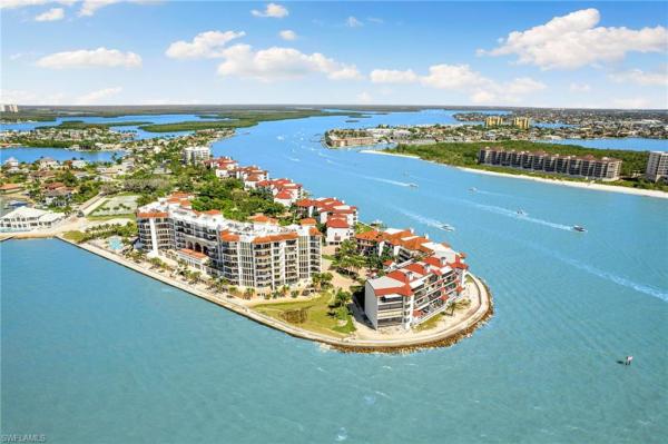 La Peninsula, 502 La Peninsula Blvd, Naples, Florida 34113, image 2