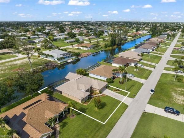 Cape Coral Residential, 207 16th St, Cape Coral, Florida 33990, image 3