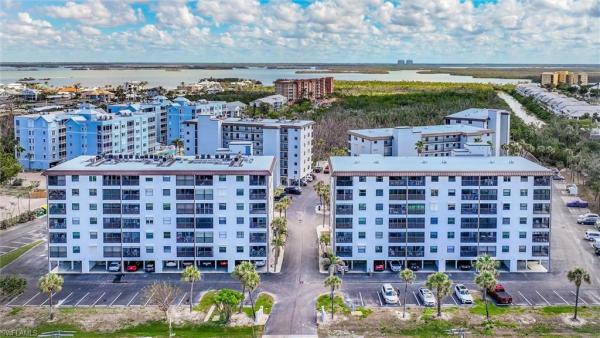 Estero Cove, 6897 Estero Blvd #155, Fort Myers Beach, Florida 33931, image 2