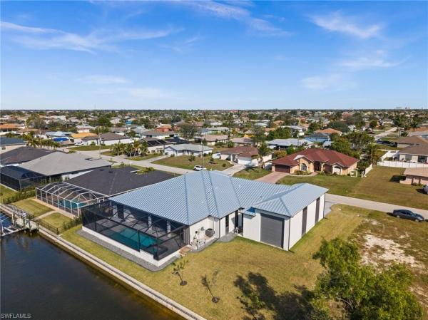 Cape Coral Residential, 318 5th Ave, Cape Coral, Florida 33990, image 3