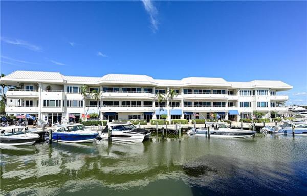 909 S 10th St #203, Naples, Florida 34102, image 1