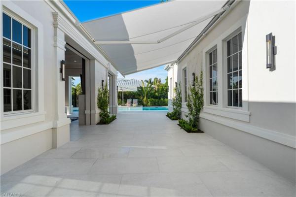 The Moorings, 565 Anchor Rode Dr, Naples, Florida 34103, image 1